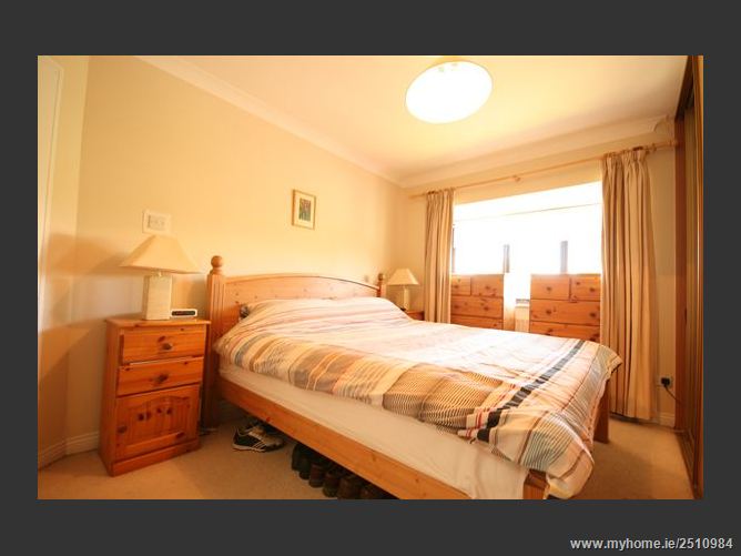 17 Glenbourne Road, Leopardstown Valley, Leopardstown,   Dublin 18